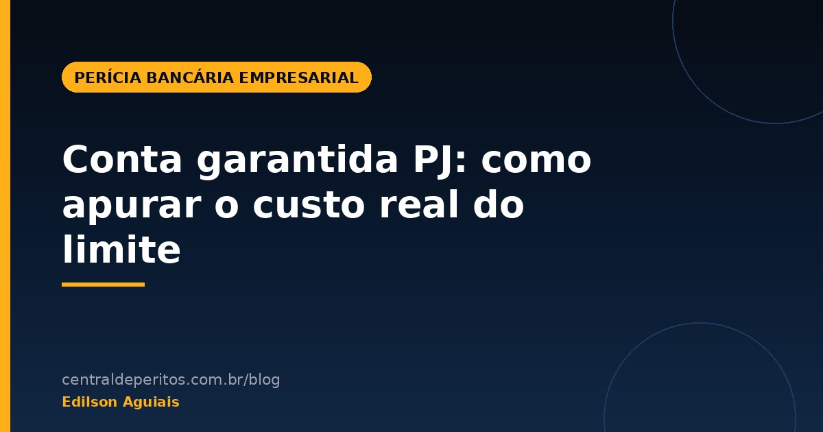 Empresária analisando contrato e extratos bancários da conta garantida da empresa